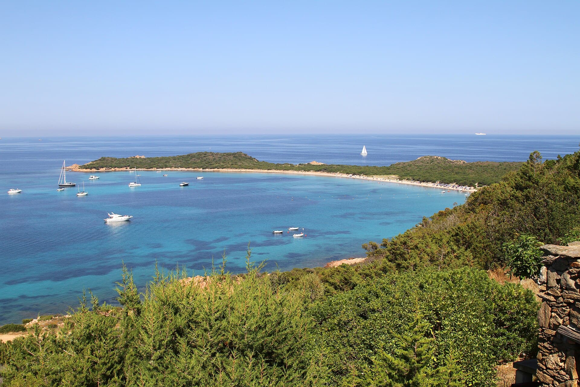 A sheltered cove below the terrace line.